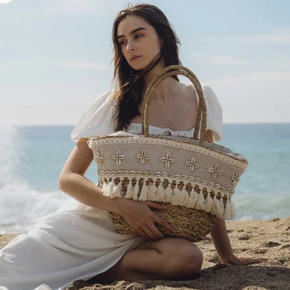 Elegant Sea Shell HandWoven Large Tote Bag - Picture 1 of 10